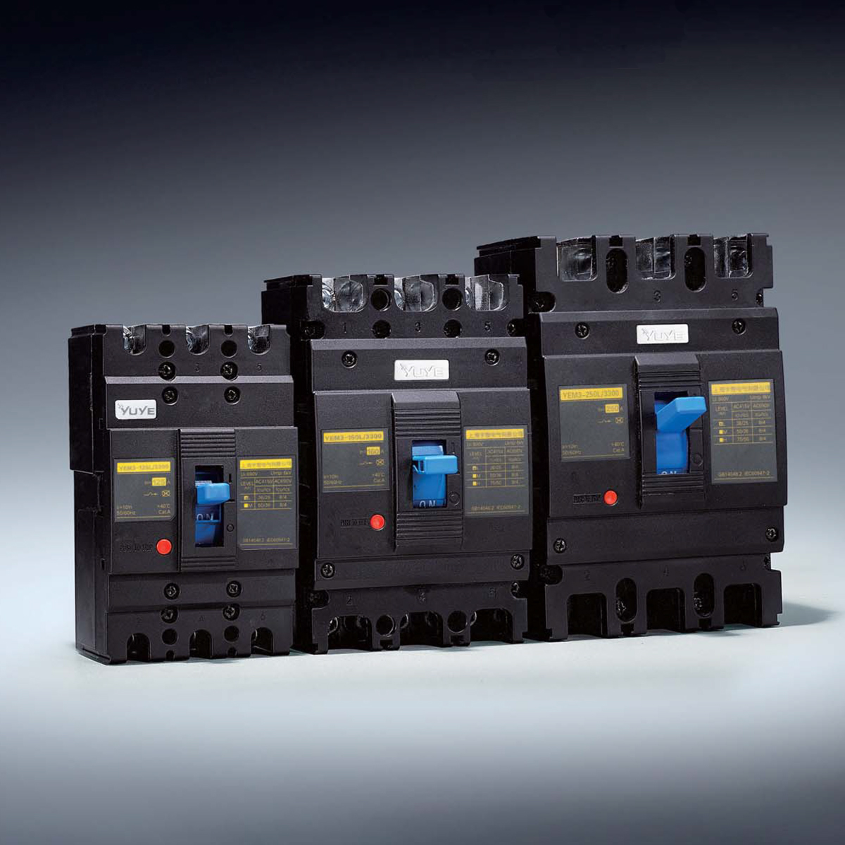  Moulded Case Circuit Breaker 